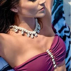 Milonga Basic Shell Bandeau Top In Wine 069 Bikinis